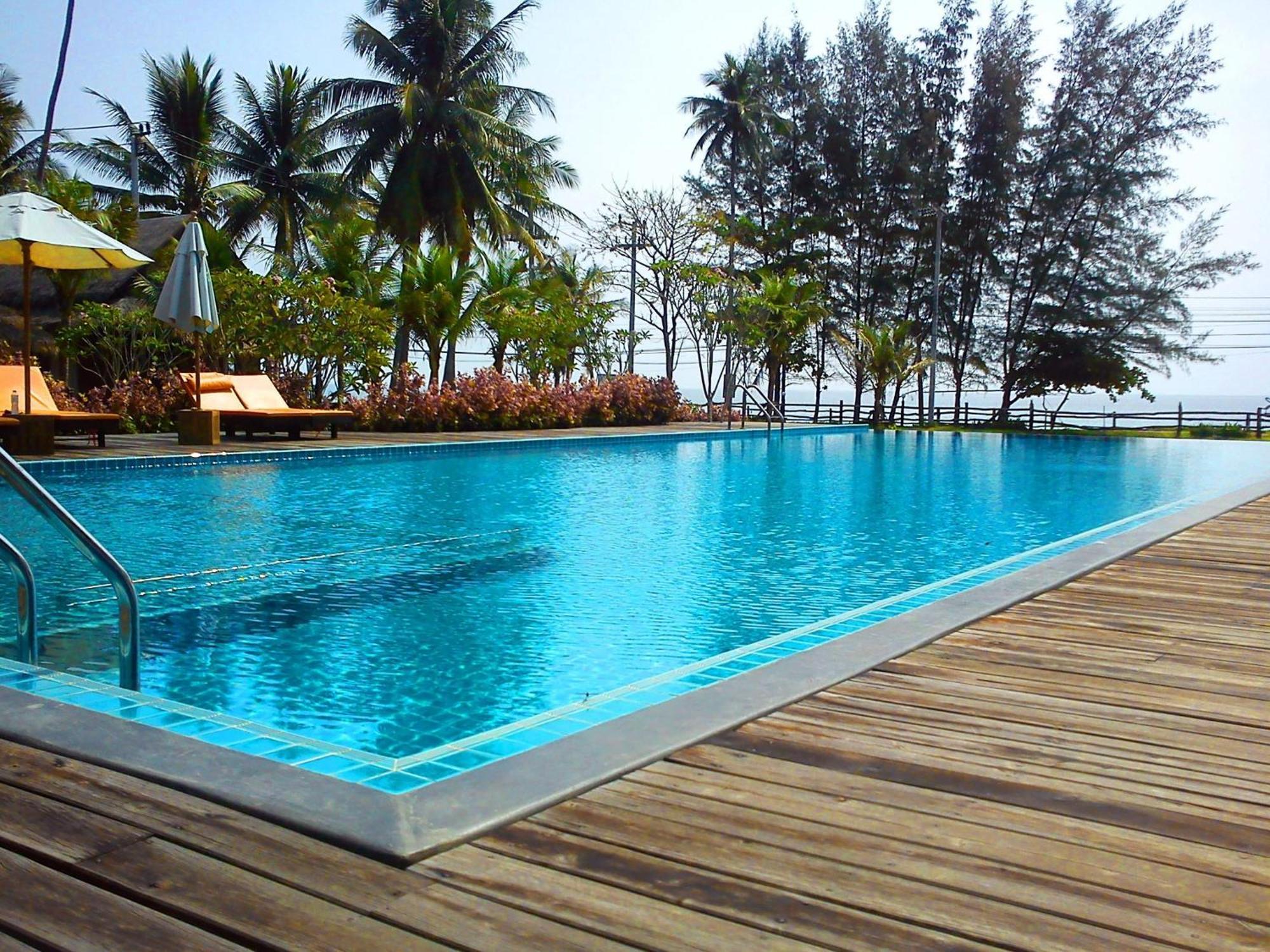 Nana Beach Hotel & Resort Pathiu Exteriér fotografie