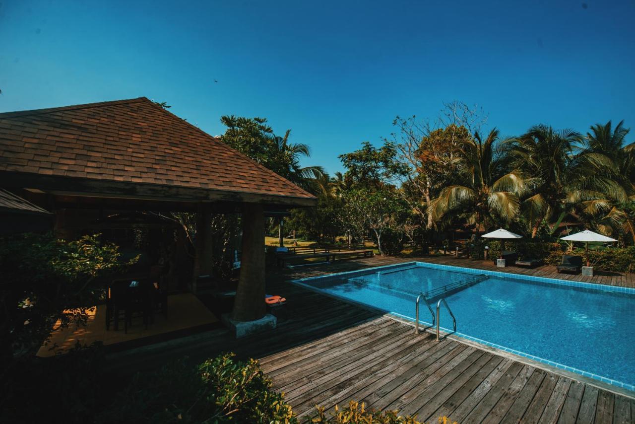 Nana Beach Hotel & Resort Pathiu Exteriér fotografie