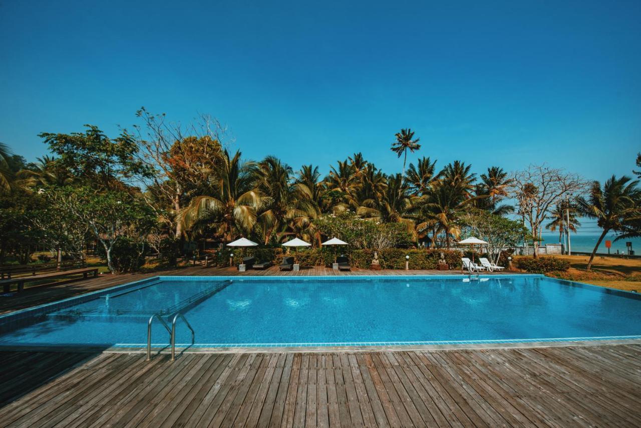 Nana Beach Hotel & Resort Pathiu Exteriér fotografie